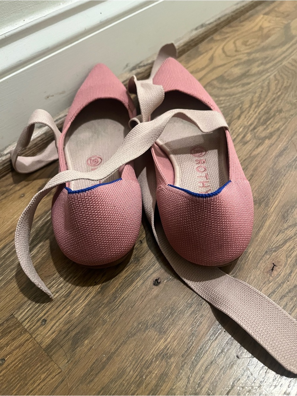 Rothy's Pink Pointed Toe Adjustable Straps Bow Size 8 - Picture 5 of 6